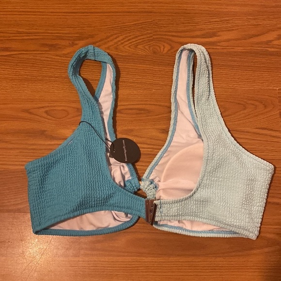 Blooming Jelly Bikini Top size XL. (BZ) - Picture 3 of 5